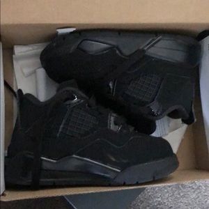 Jordan retro 4